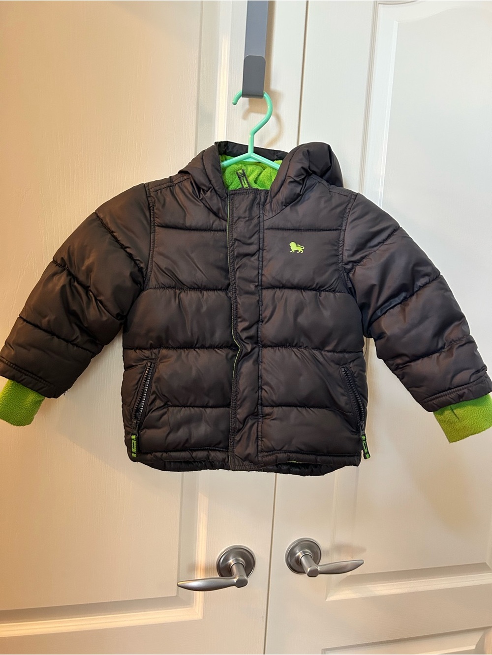 Old Navy Black Hooded Puffer Jacket with Green Cuffs Size 3